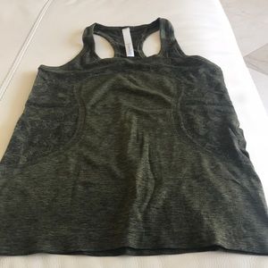 Lulu lemon tank top